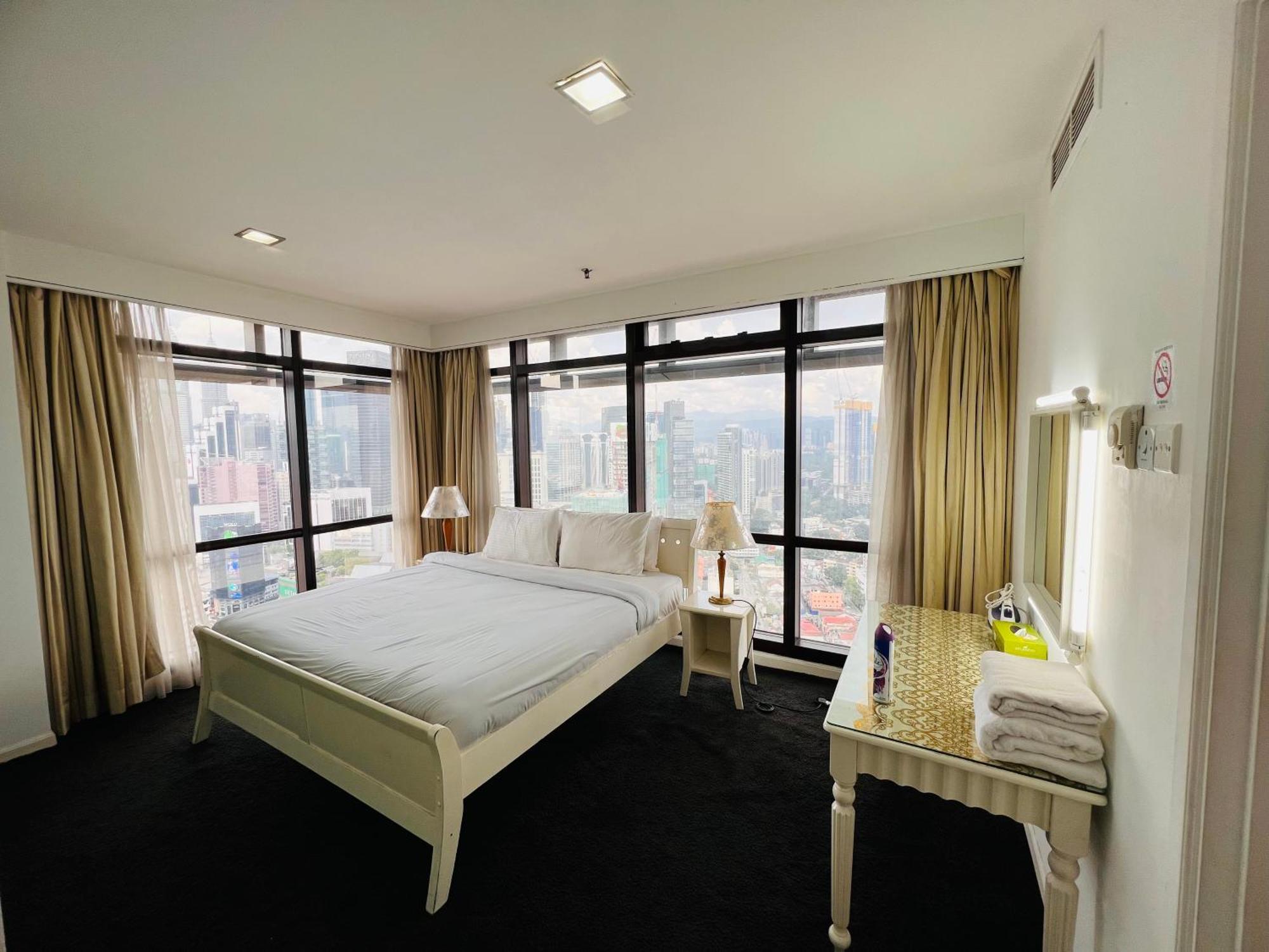 Regal Residences At Berjaya Times Square Kuala Lumpur Buitenkant foto